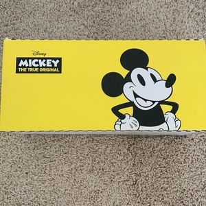 Mickey Mouse ‘The True Original’ Vans